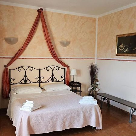 I Chiari Guest House Acquaviva  Екстериор снимка